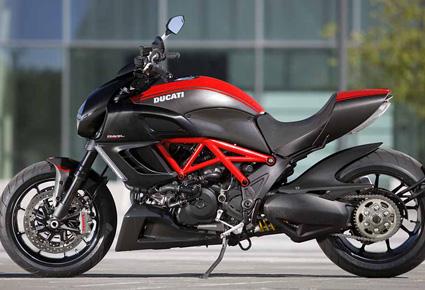 دراجة Ducati Diavel مقابل 20.000 دولار